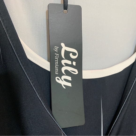 Lilly stretch top new with tags - Picture 5 of 11